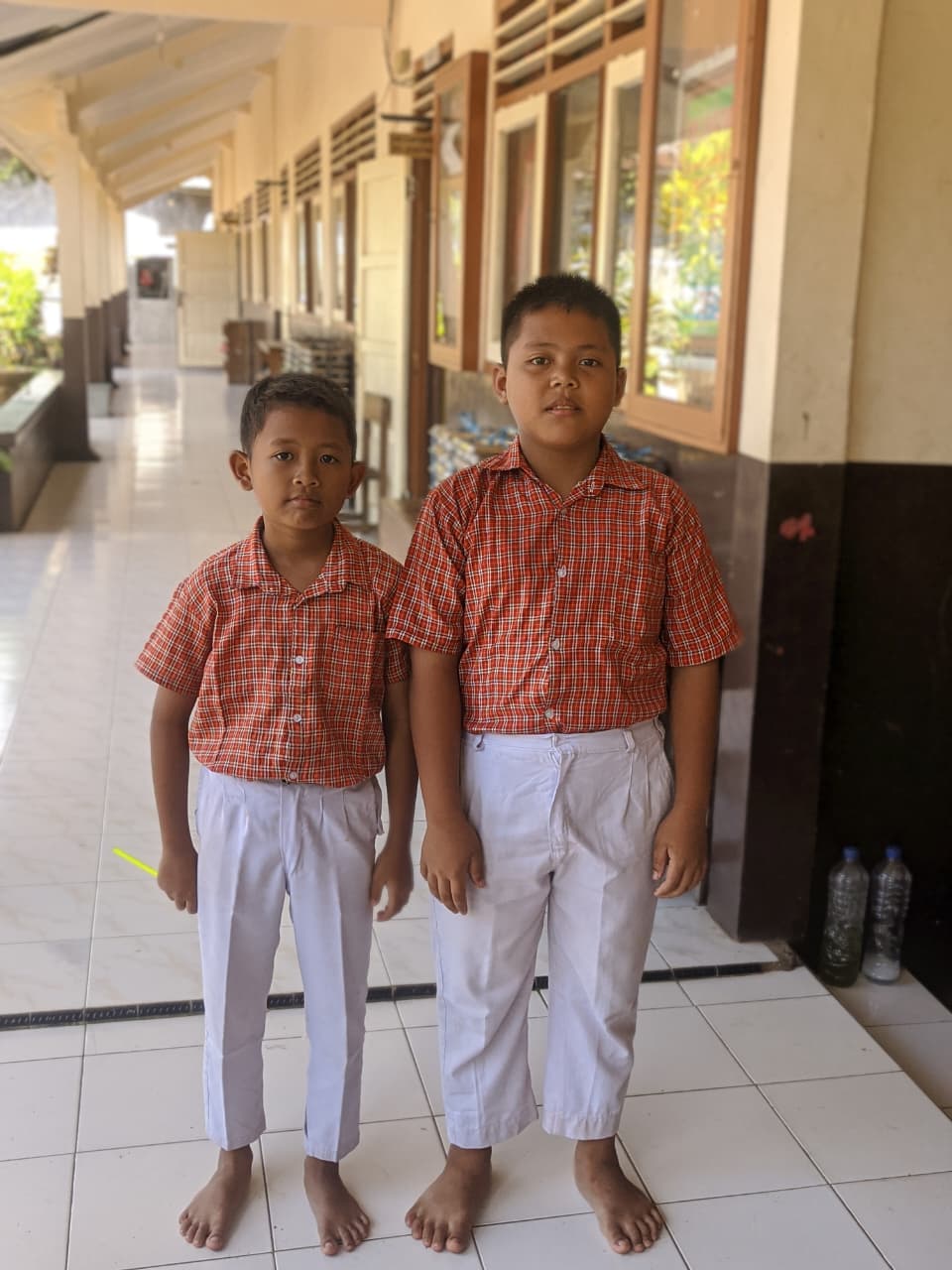 Foto 2 Anak Murid Dilorong sekolah
